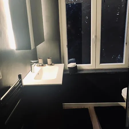 Apartment Comfort Bedroom - Aesthetes' House With Common Spaces *